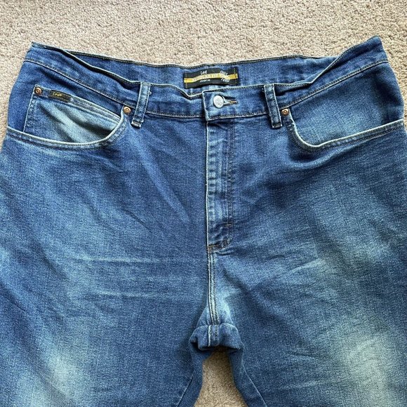 Lee Jeans Men’s Sz 40x32 Regular Fit Straight Leg Blue Medium Wash Denim - Picture 6 of 14